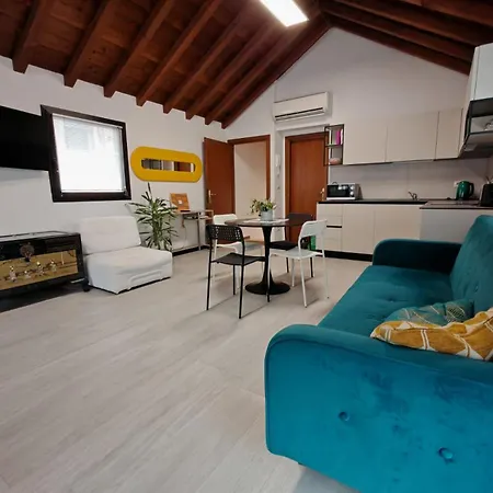 شقة Charming Loft 15m To Venice *