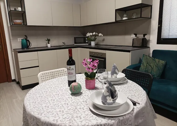 شقة Charming Loft 15m To Venice ميستر