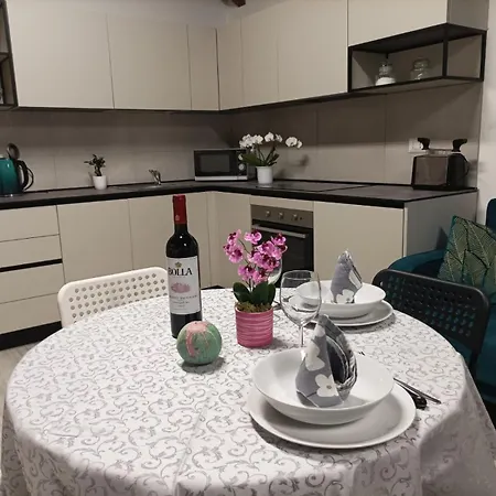 Lejlighed Charming Loft 15m To Mestre